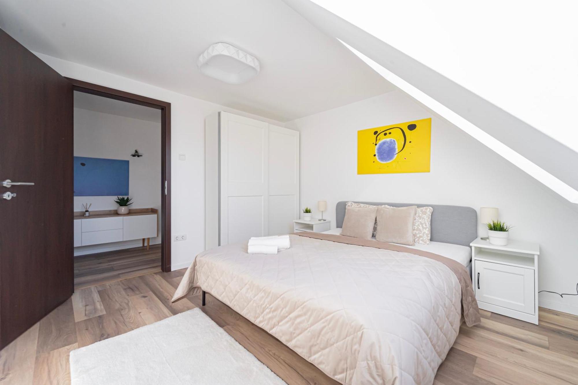 Exclusive & Central Duplex Residence By Prestige Homes Будапеща Екстериор снимка